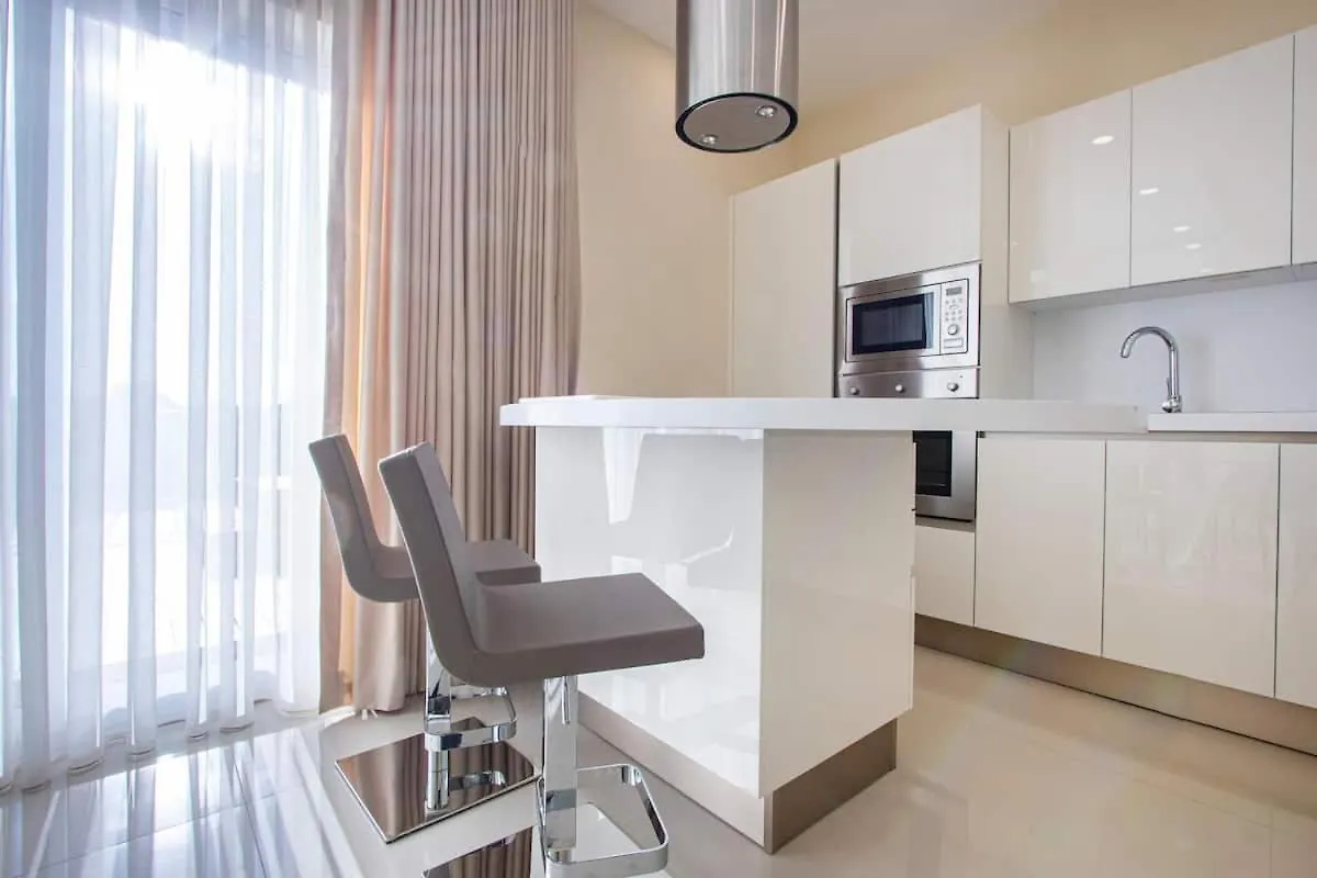 Warmth & Waves Penthouse Apartment Saint Julian's Malta
